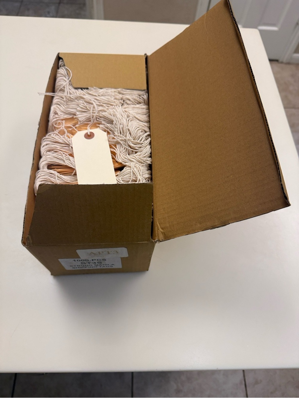 1000 PCS Shipping Tags Strung Manila - Picture 3 of 7